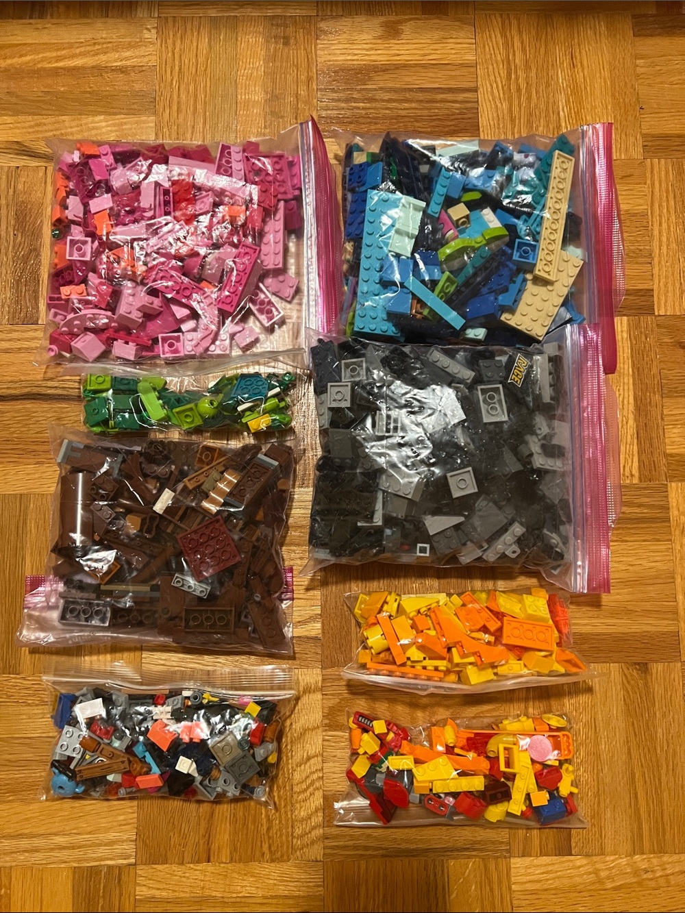 LEGO - 2.5 lbs assorted bundle